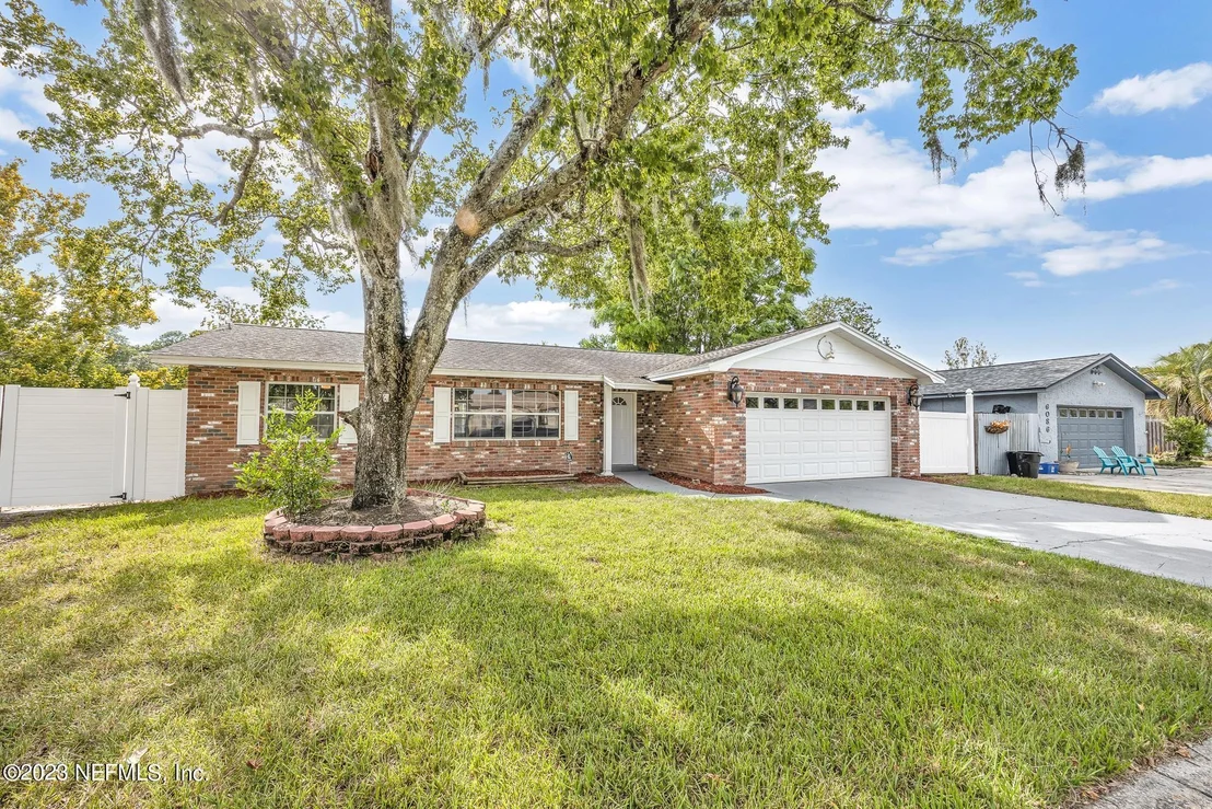 Photo of 6096 CHECKMATE Lane