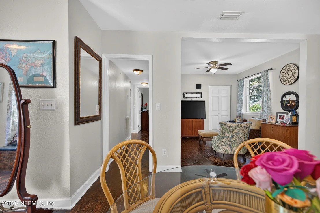 Photo of 3308 SHERIDAN Road