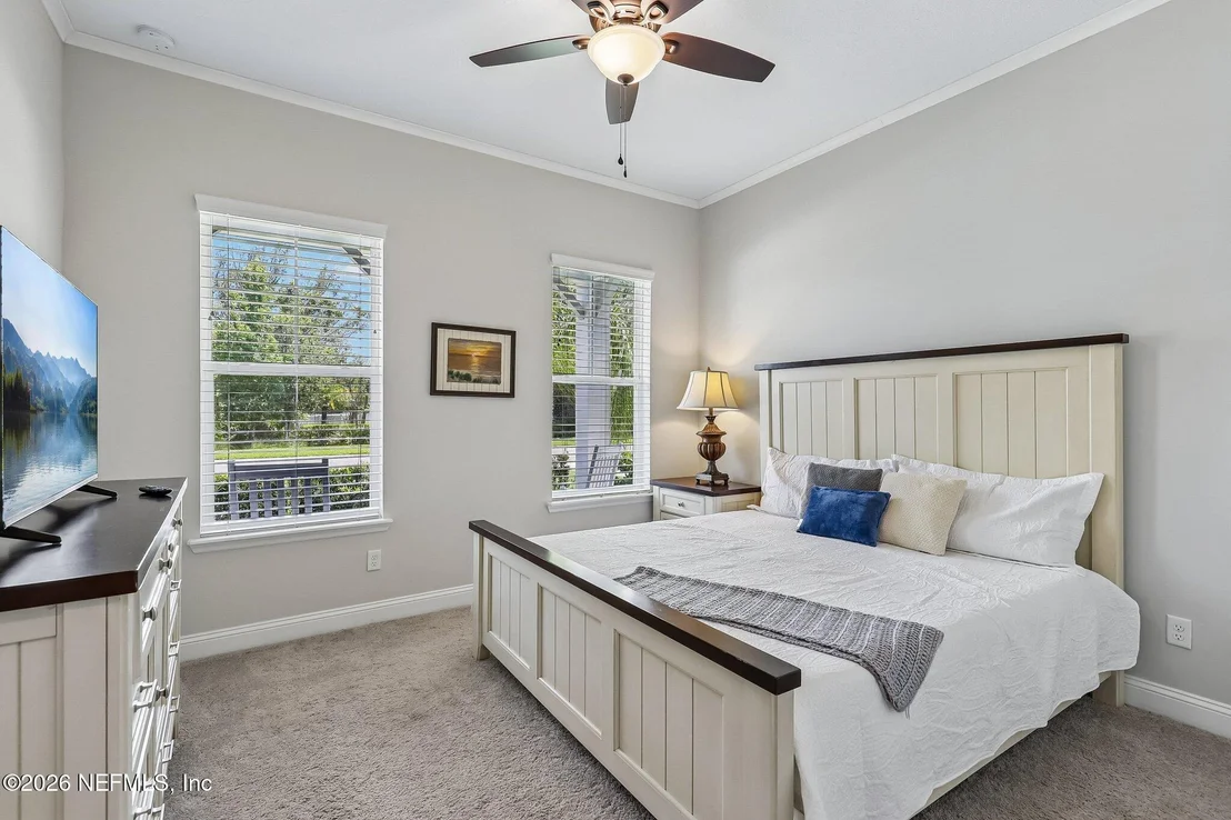Photo of 152 CLOVERBROOK Road