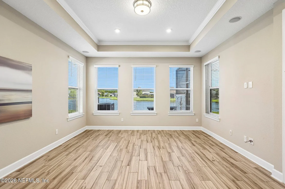 Photo of 114 GLENNEYRE Circle