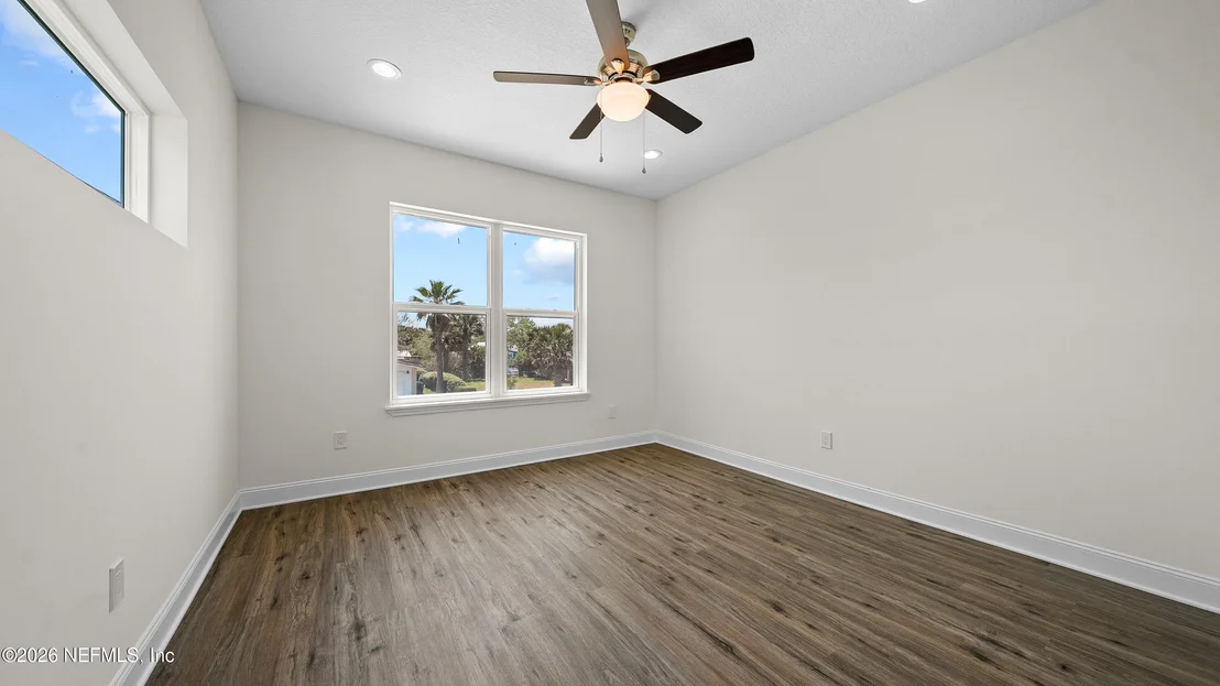 Photo of 80 SEASIDE CAPERS Road