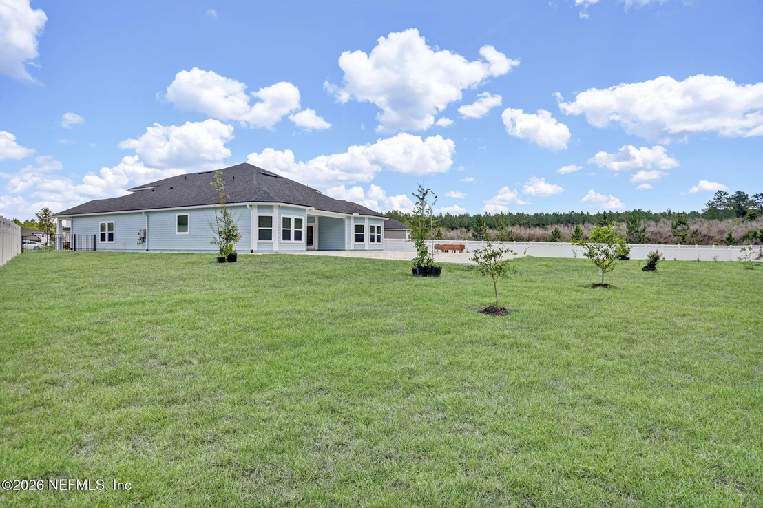 Photo of 25 SILVER LILY Way