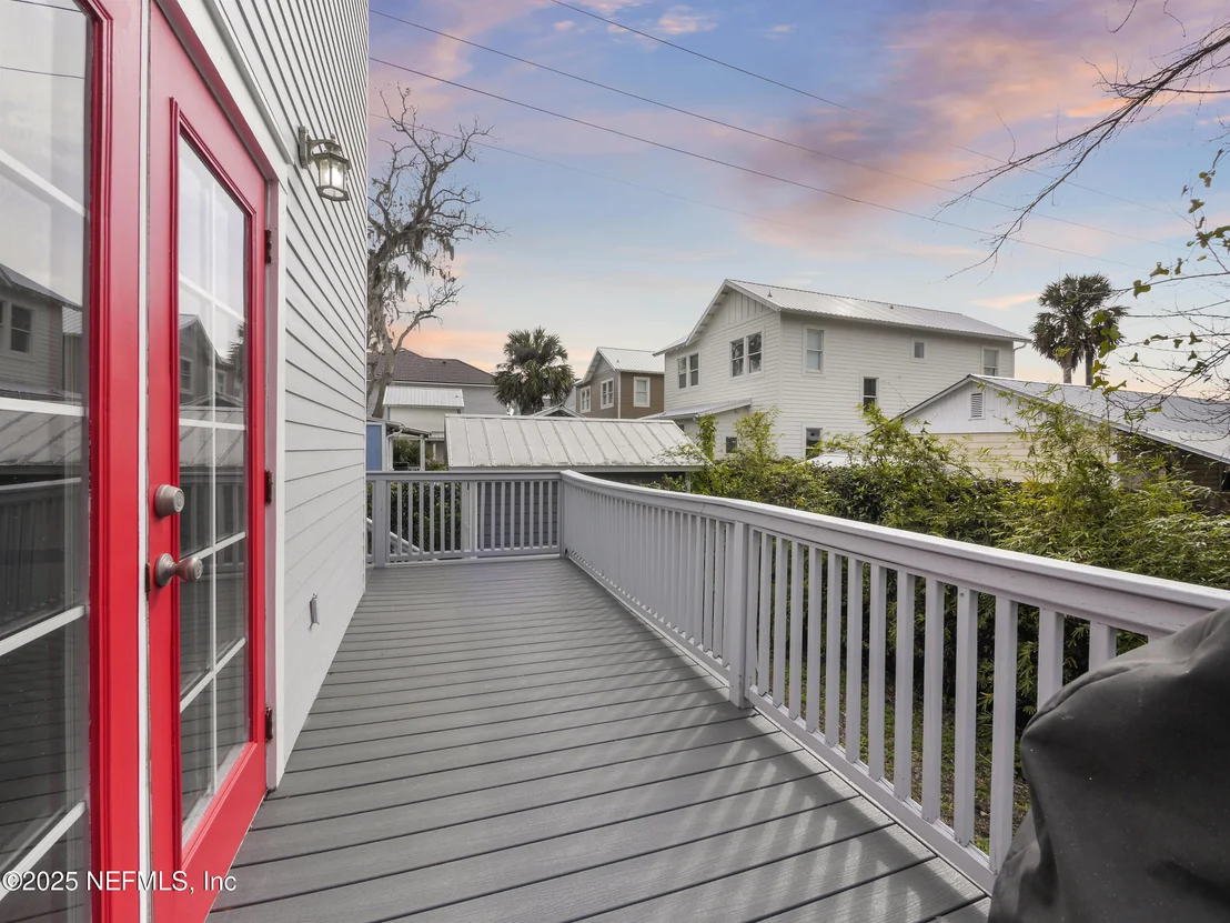 Photo of 66 WEEDEN Street