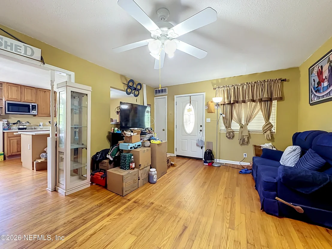 Photo of 7410 PINEVILLE Drive