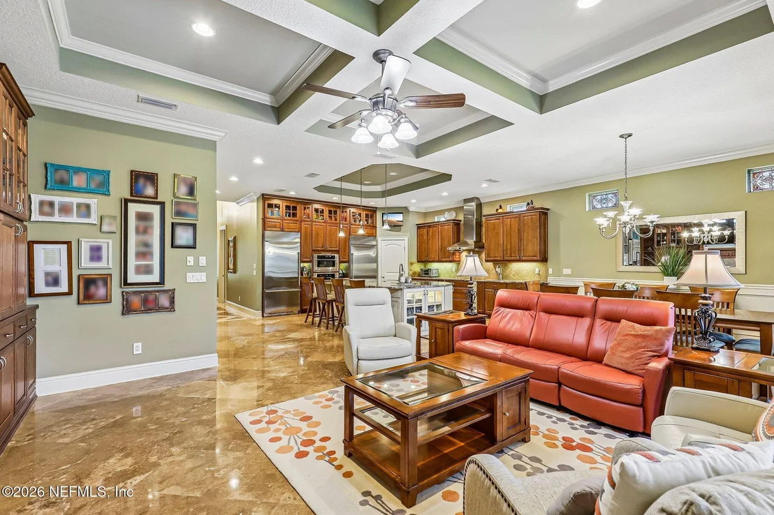 Photo of 4002 LA VISTA Circle