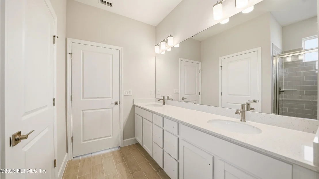 Photo of 34 SEVILLE ORANGE Path