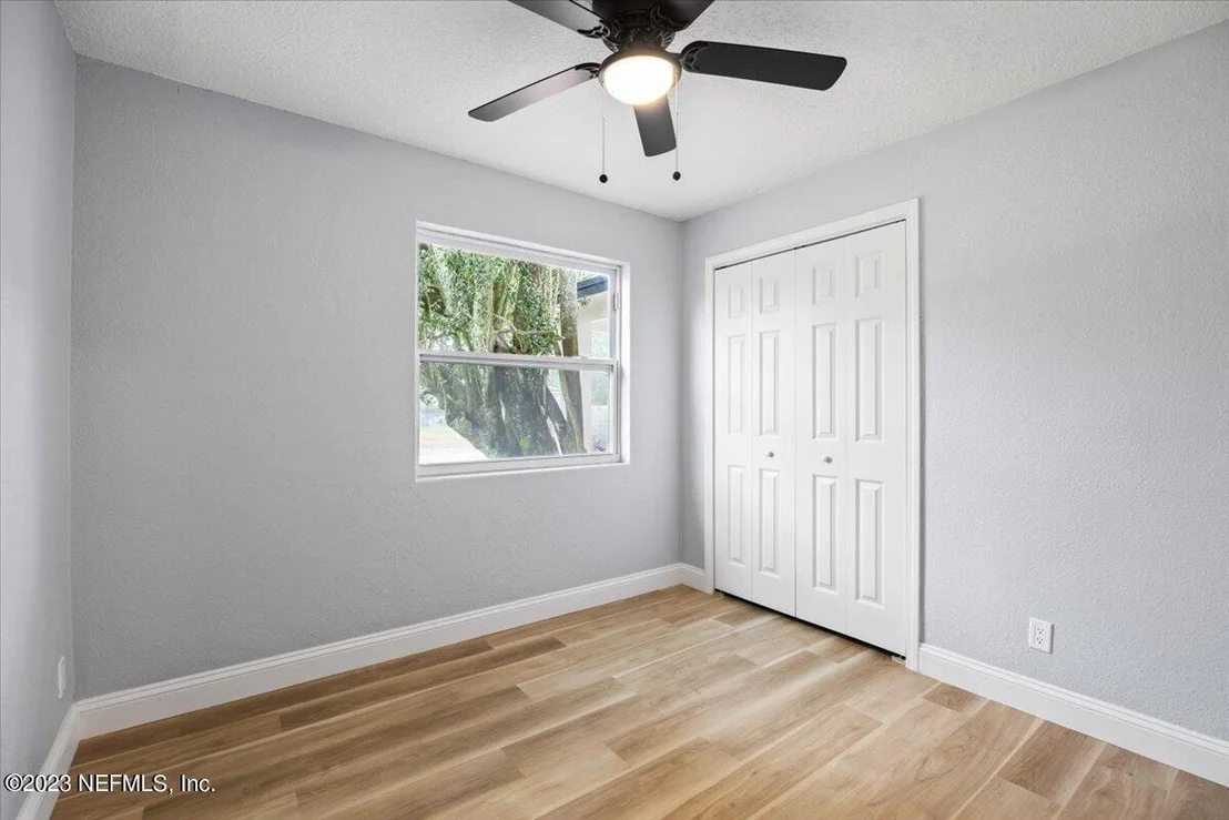 Photo of 7110 MAYAPPLE Road