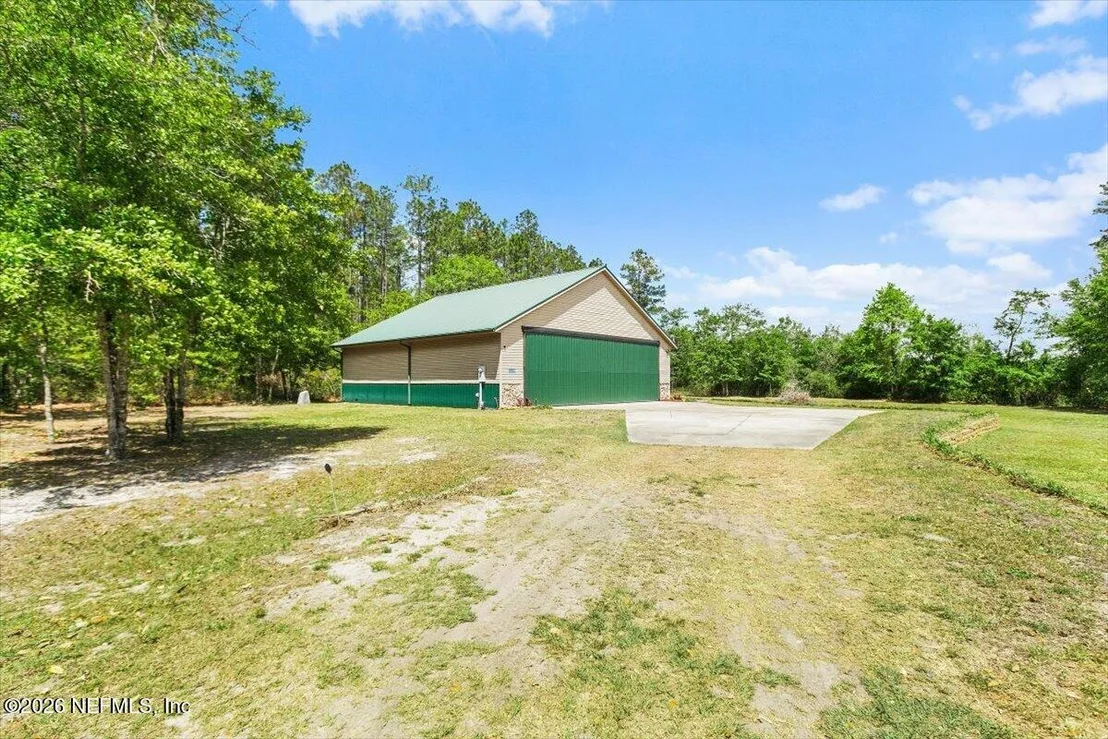 Photo of 11111 APACHE Lane