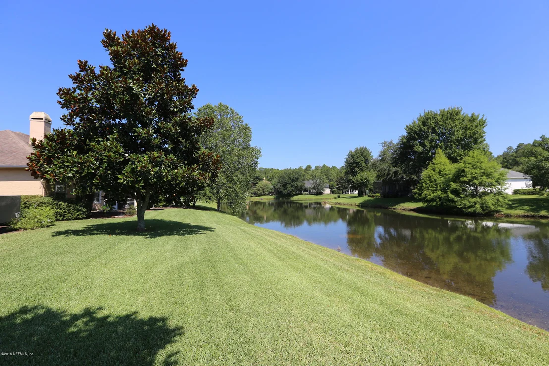 Photo of 1152 SANDLAKE Road