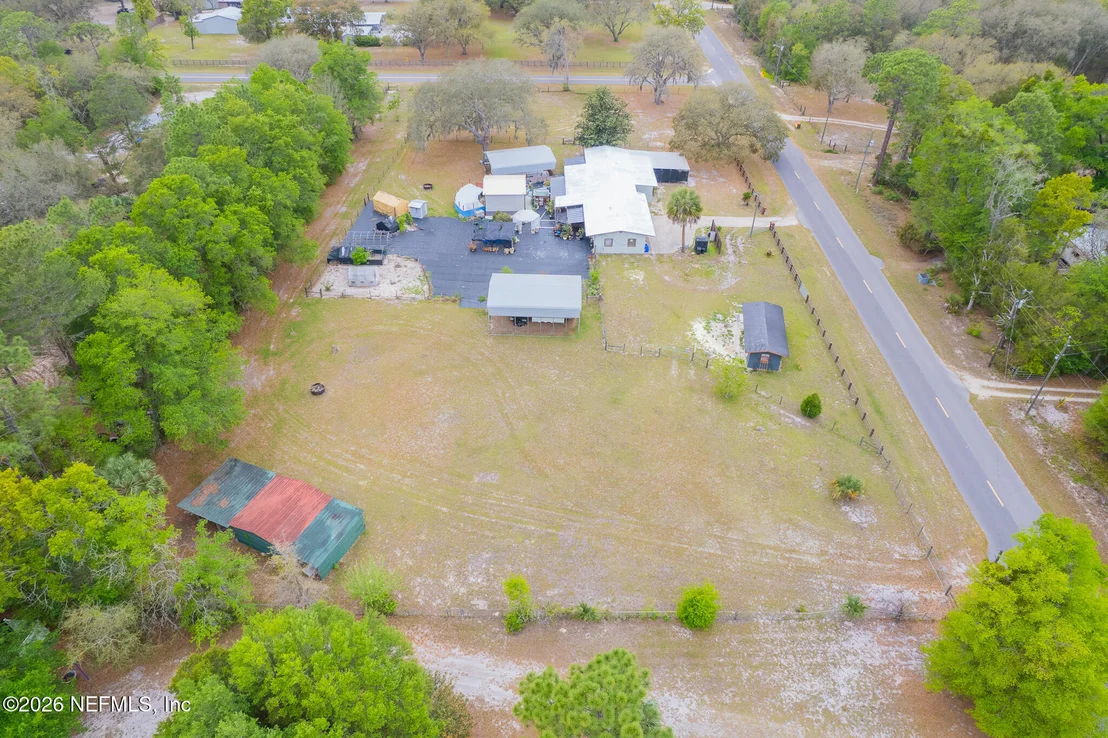 Photo of 239 LYNNE Drive
