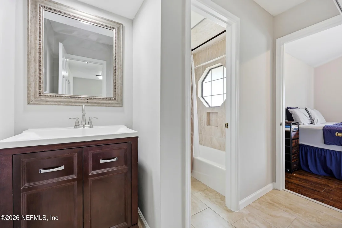 Photo of 668 FINGAL Drive