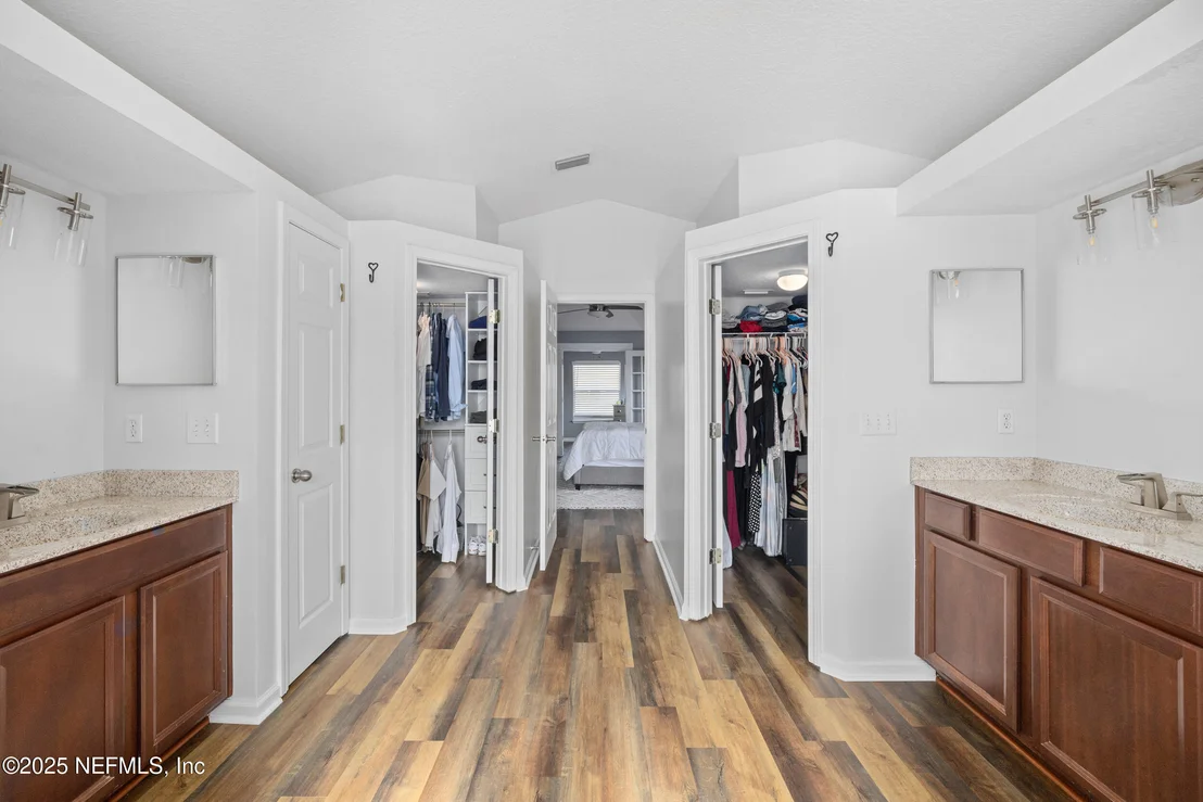 Photo of 708 FLOWERS Street