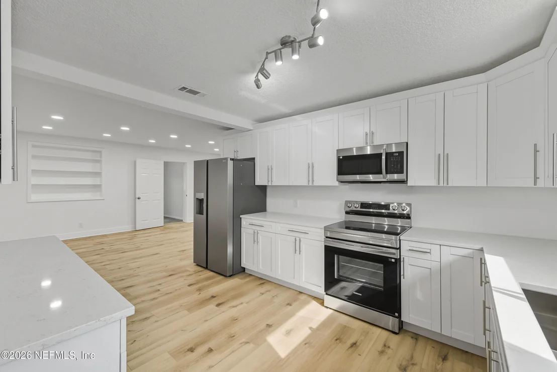 Photo of 8249 PASCHAL Street