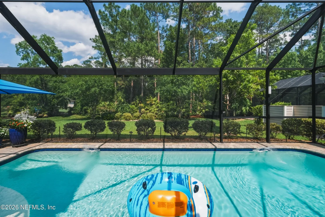 Photo of 24 GREENVIEW Lane