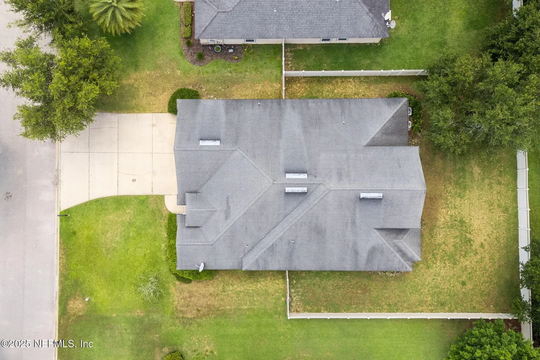 Photo of 812 WARDS CREEK Lane
