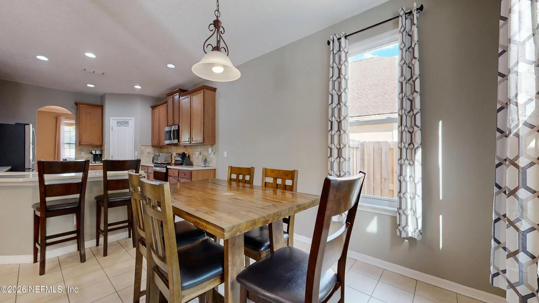 Photo of 1098 GARRISON Drive