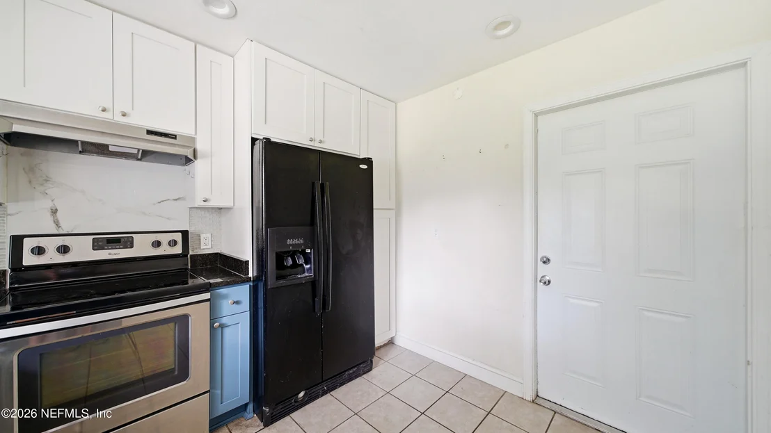 Photo of 329 PALOS Court