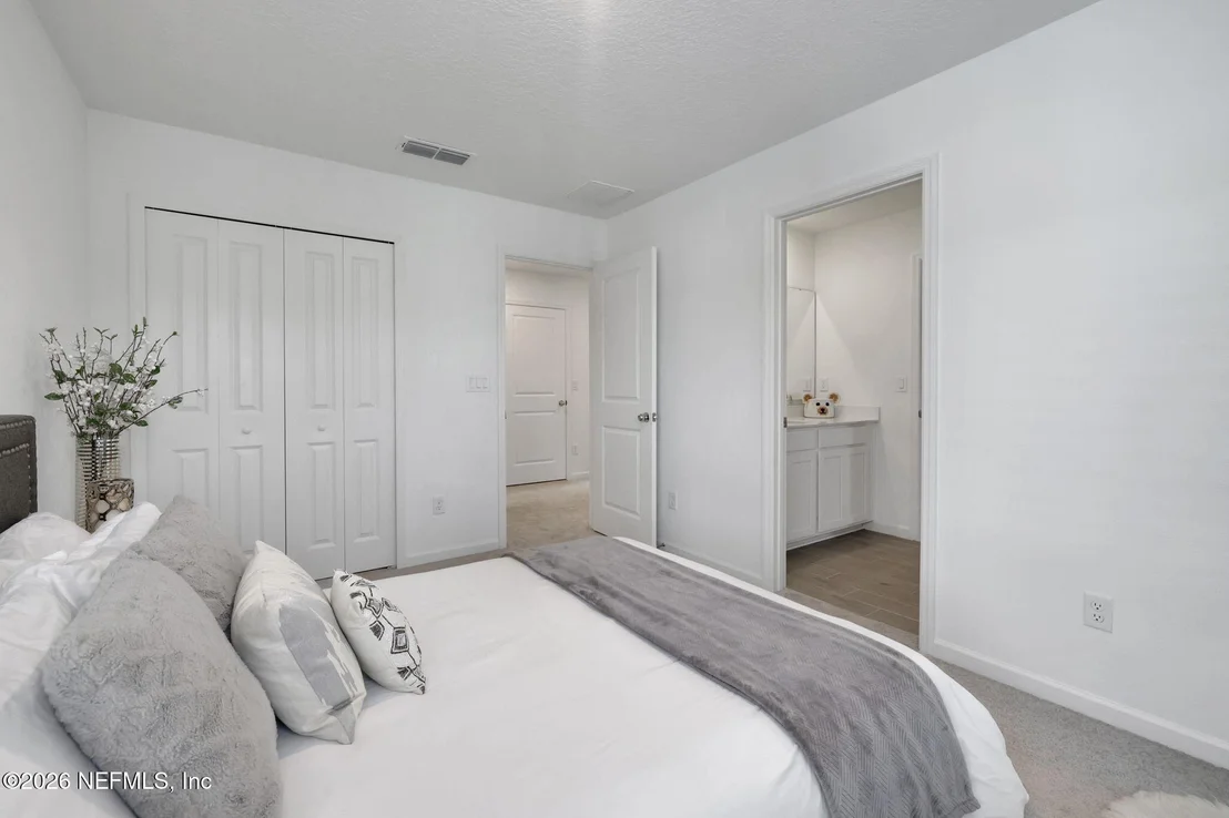 Photo of 56 DISSTON Cove