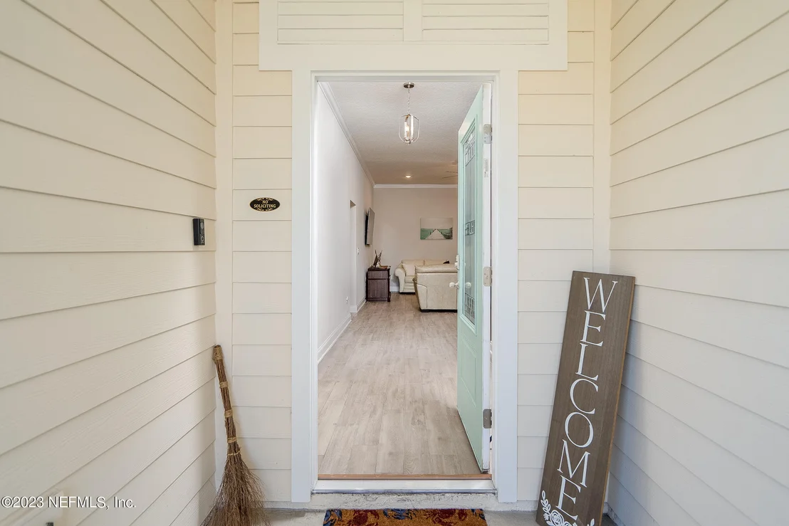 Photo of 161 NARVAREZ Avenue