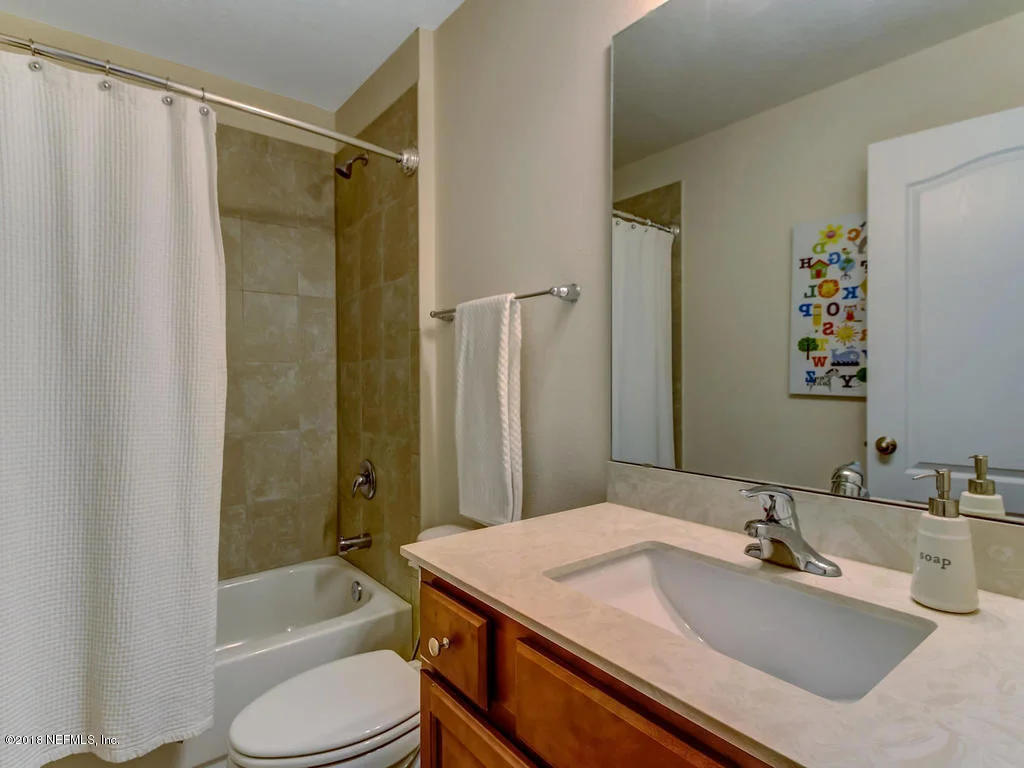 Photo of 671 GLENDALE Lane