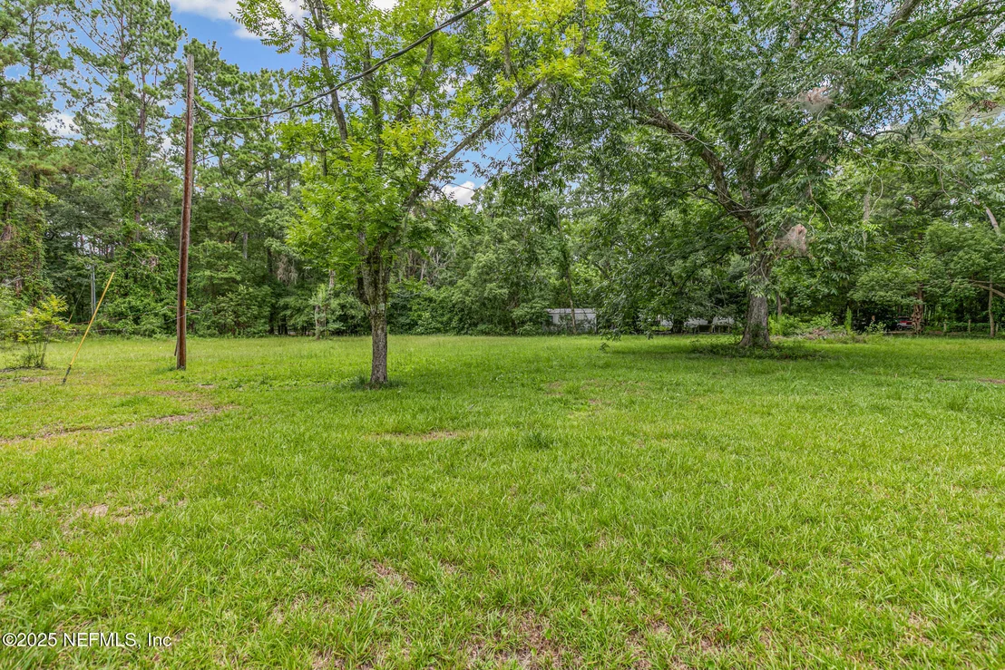 Photo of 44125 JARRETT Road