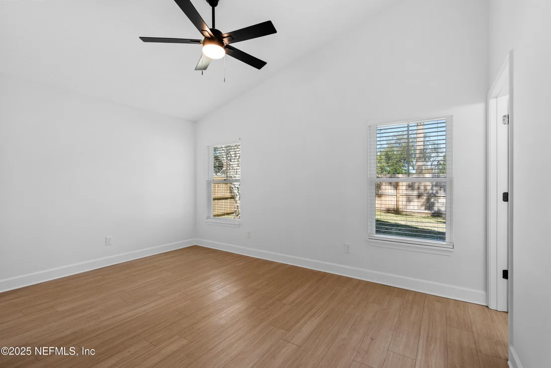 Photo of 908 KENNEDY Drive