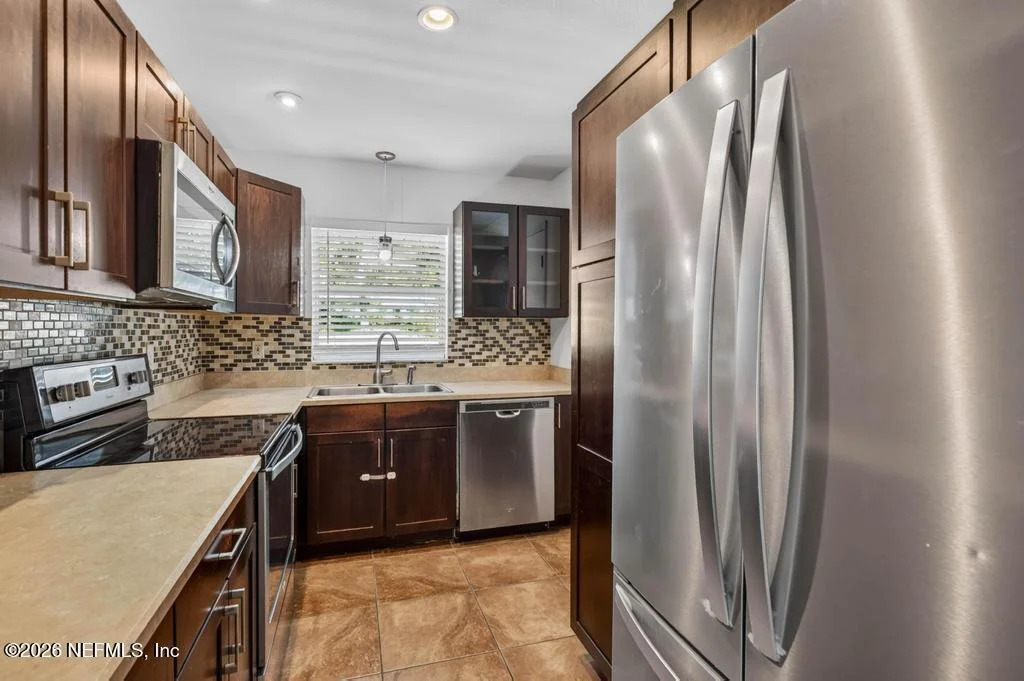 Photo of 474 CASUARINA Circle