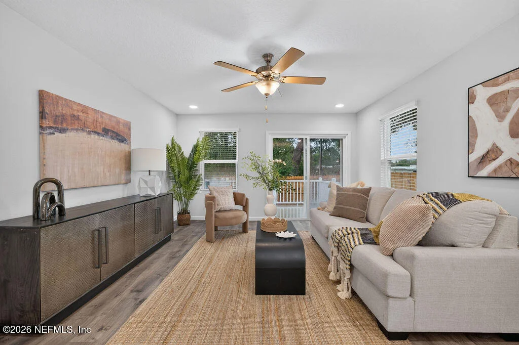 Photo of 817 JACKSON Road