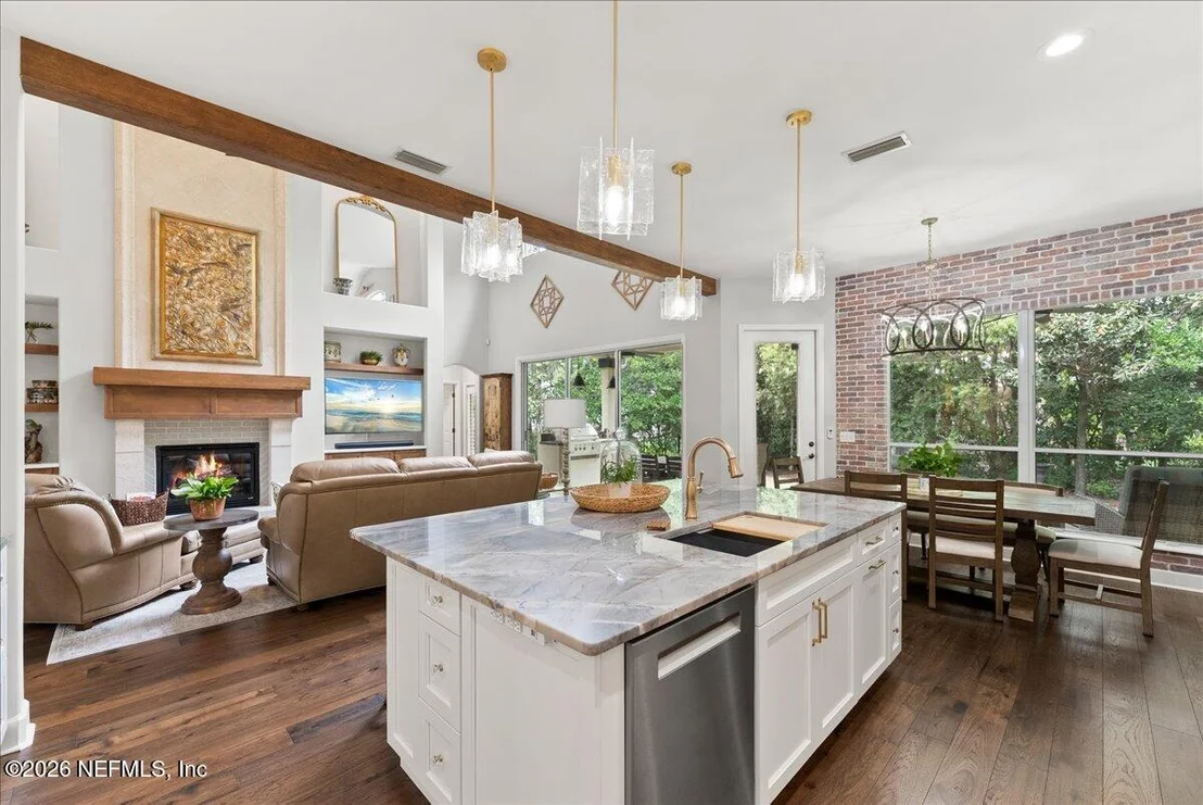 Photo of 2566 FERNTREE Lane