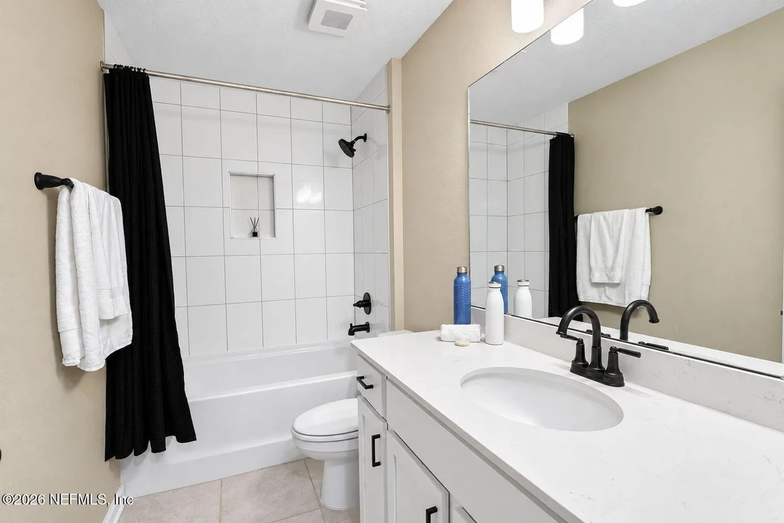 Photo of 1634 VALENCIA Drive