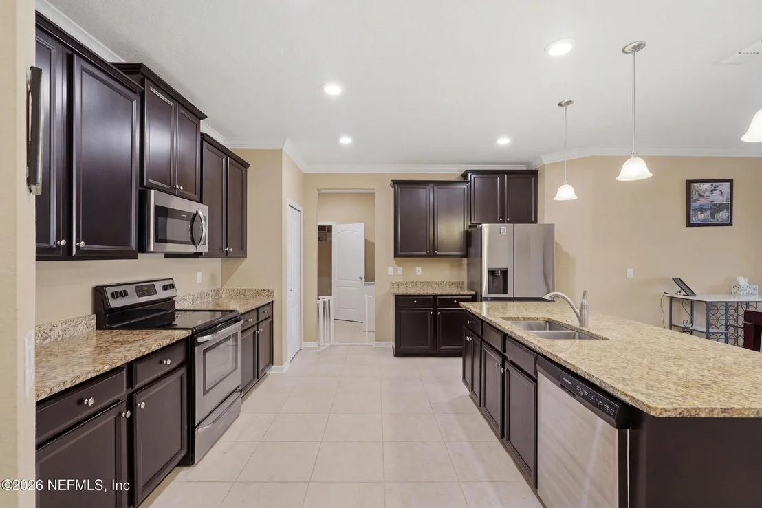 Photo of 7236 LONGLEAF BRANCH Drive