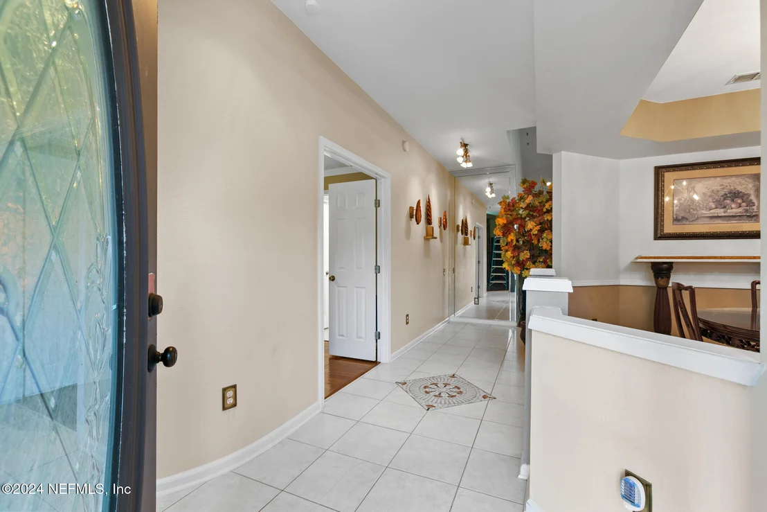 Photo of 800 LAPOMA Way