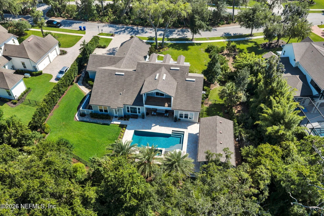Photo of 122 SENORA Court