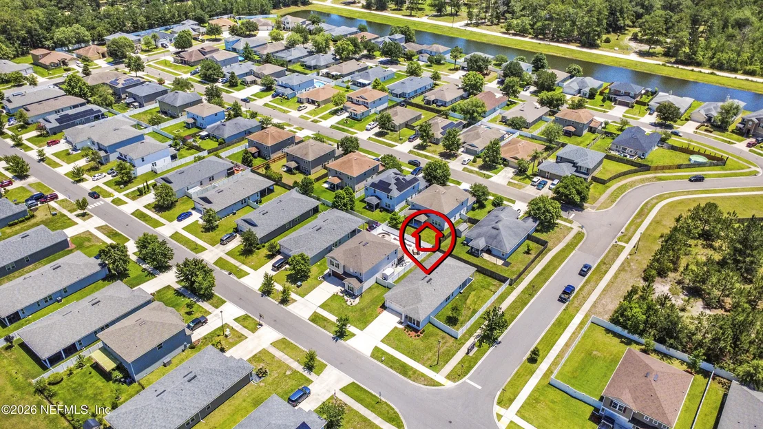Photo of 1095 PERSIMMON Drive
