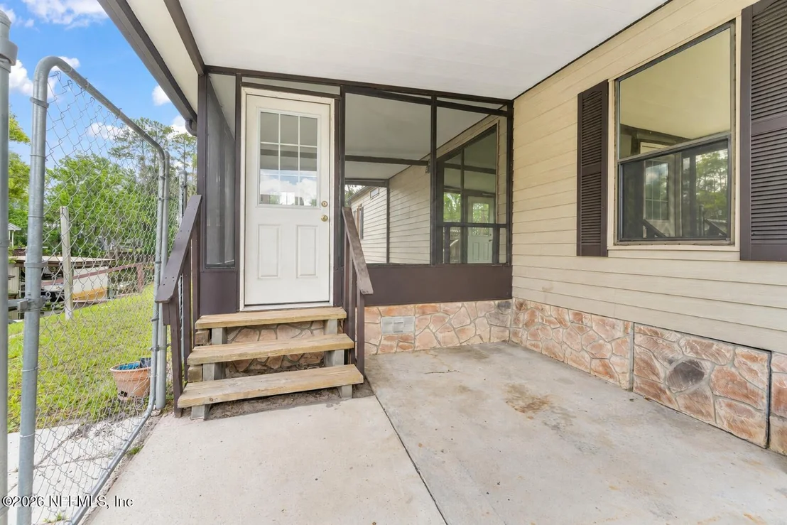 Photo of 418 COVE Drive