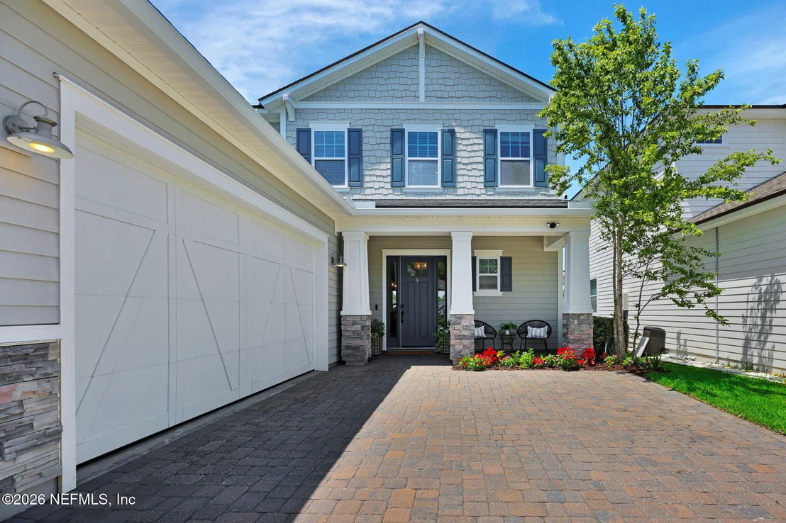 Photo of 473 PARKBLUFF Circle