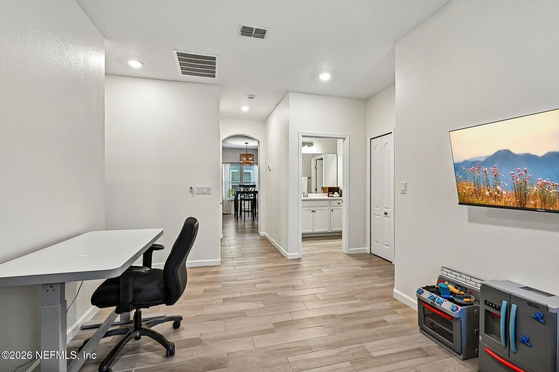 Photo of 199 GLORIETA Drive