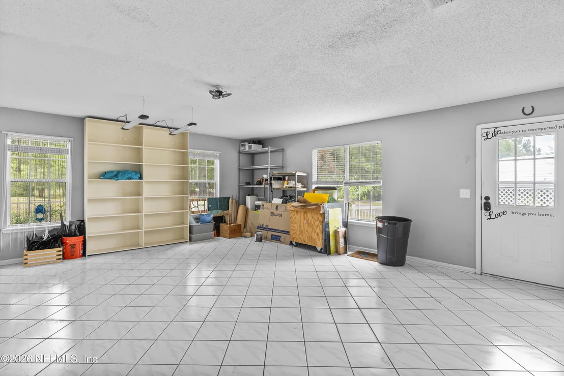 Photo of 7031 OAKRIDGE Loop