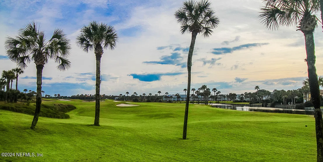 Photo of 469 GOLF VIEW Circle