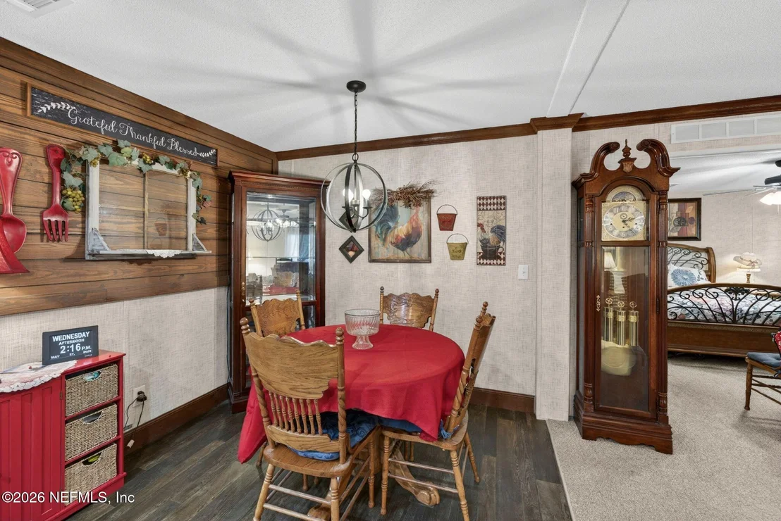 Photo of 10817 GRAYSON Street