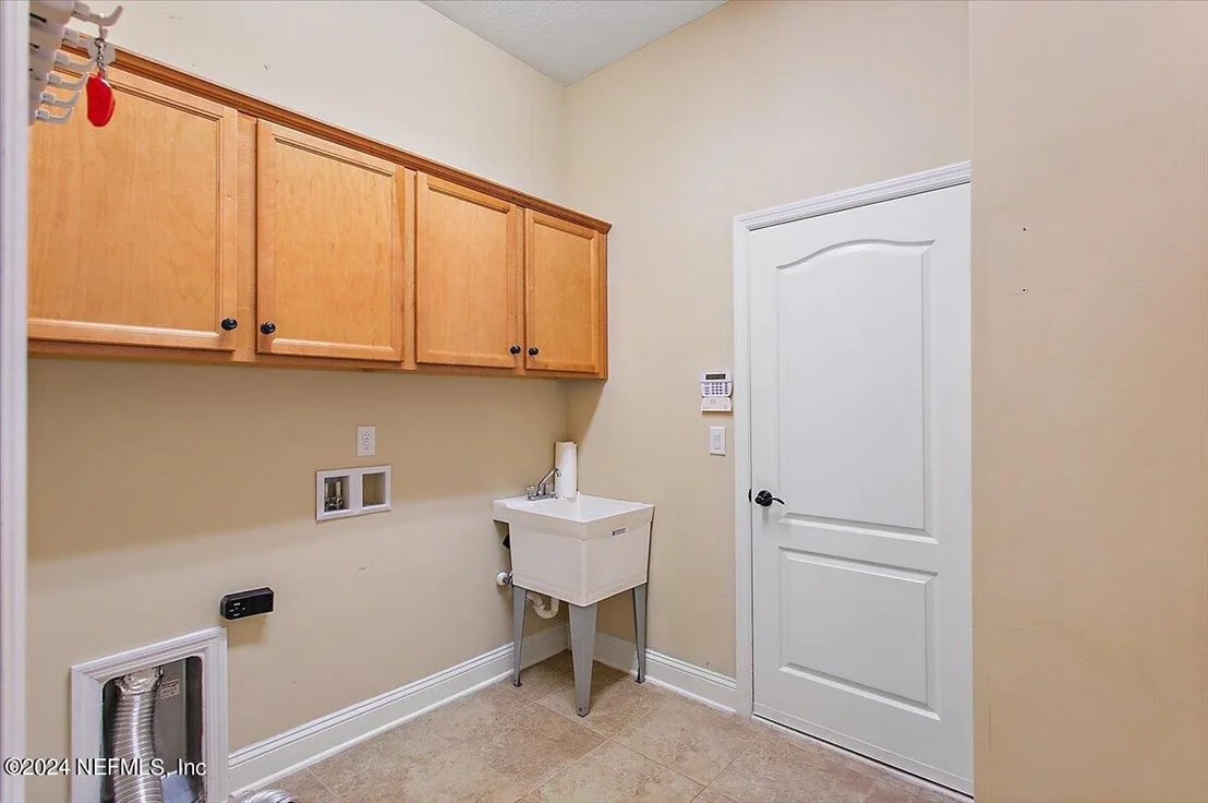 Photo of 1532 VALHALLA Way