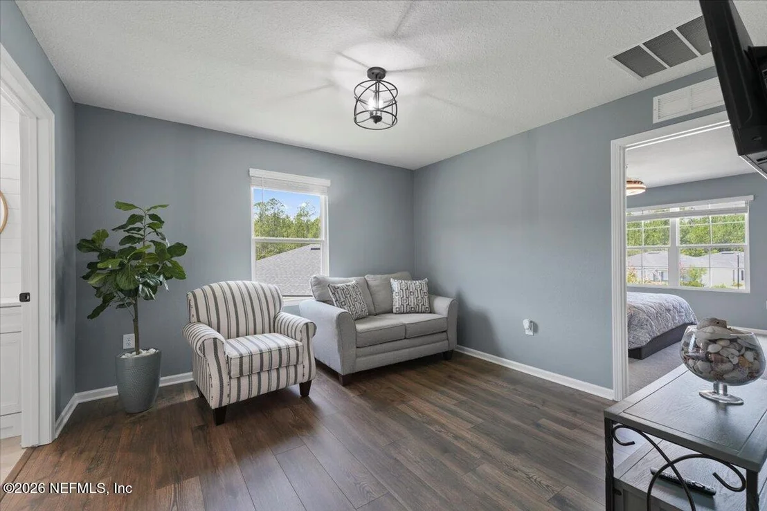 Photo of 158 BIRDFIELD Court