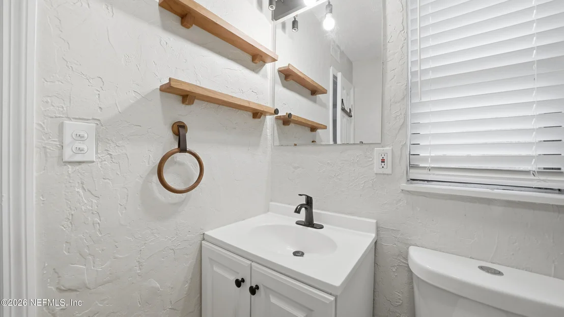 Photo of 5377 RIVER FOREST Drive