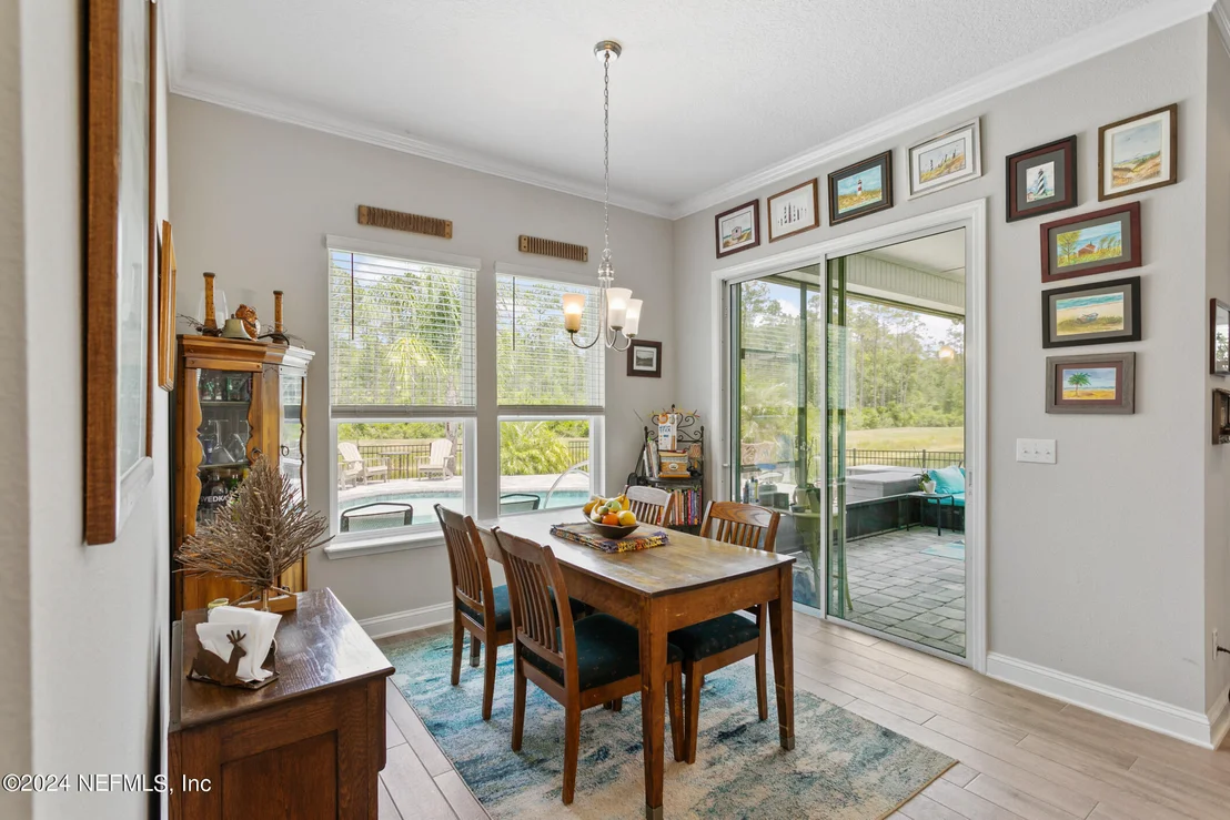 Photo of 362 CEDARSTONE Way