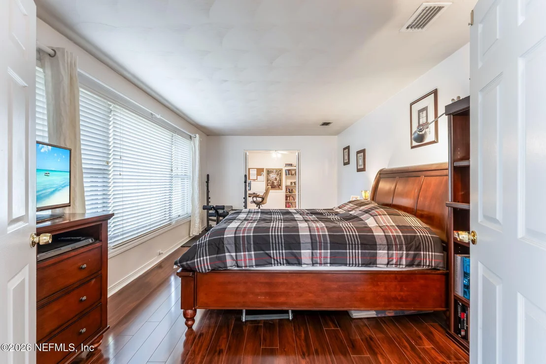 Photo of 7307 MAPLE TREE Drive