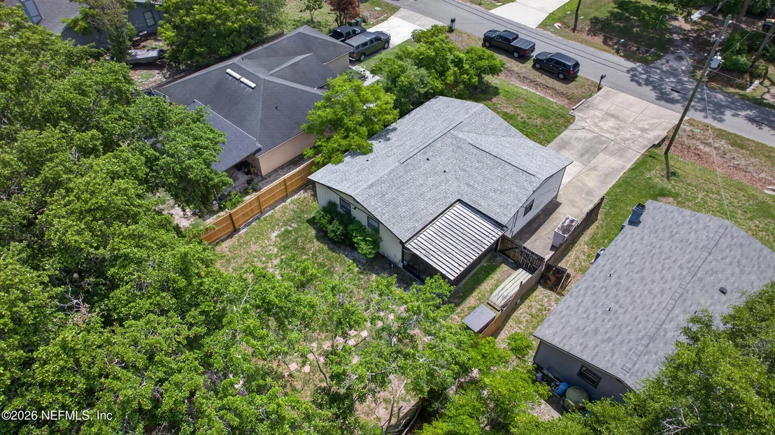Photo of 12703 DEEDER Lane