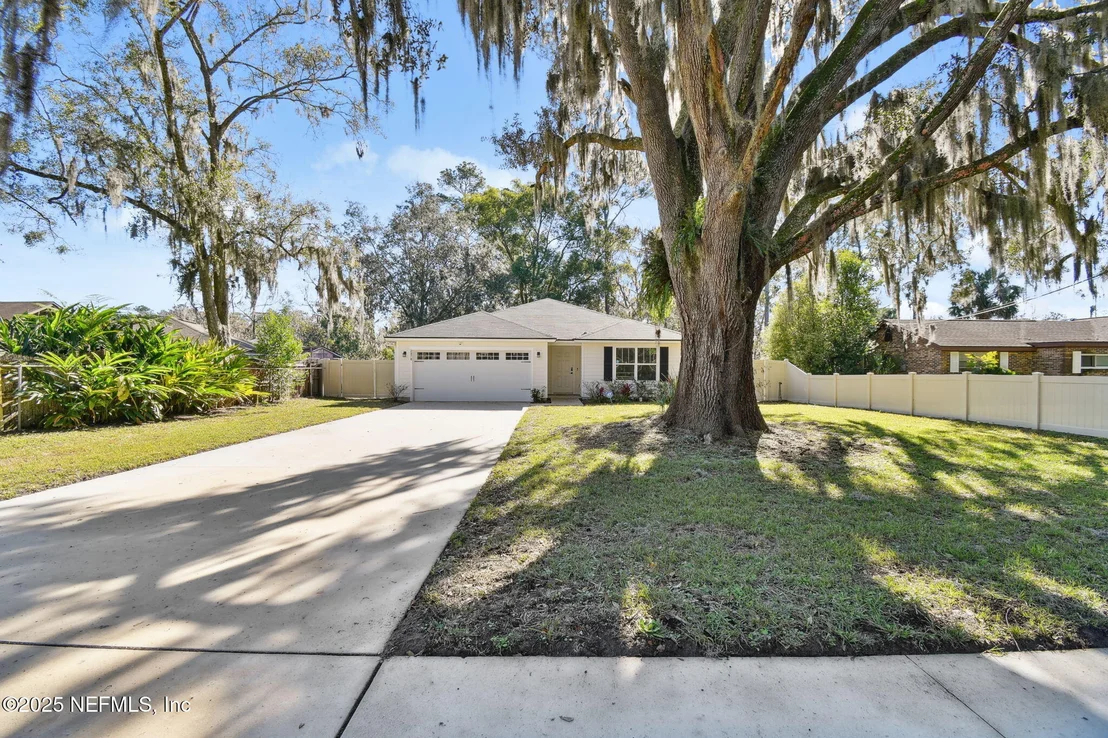 Photo of 2478 EBERSOL Road