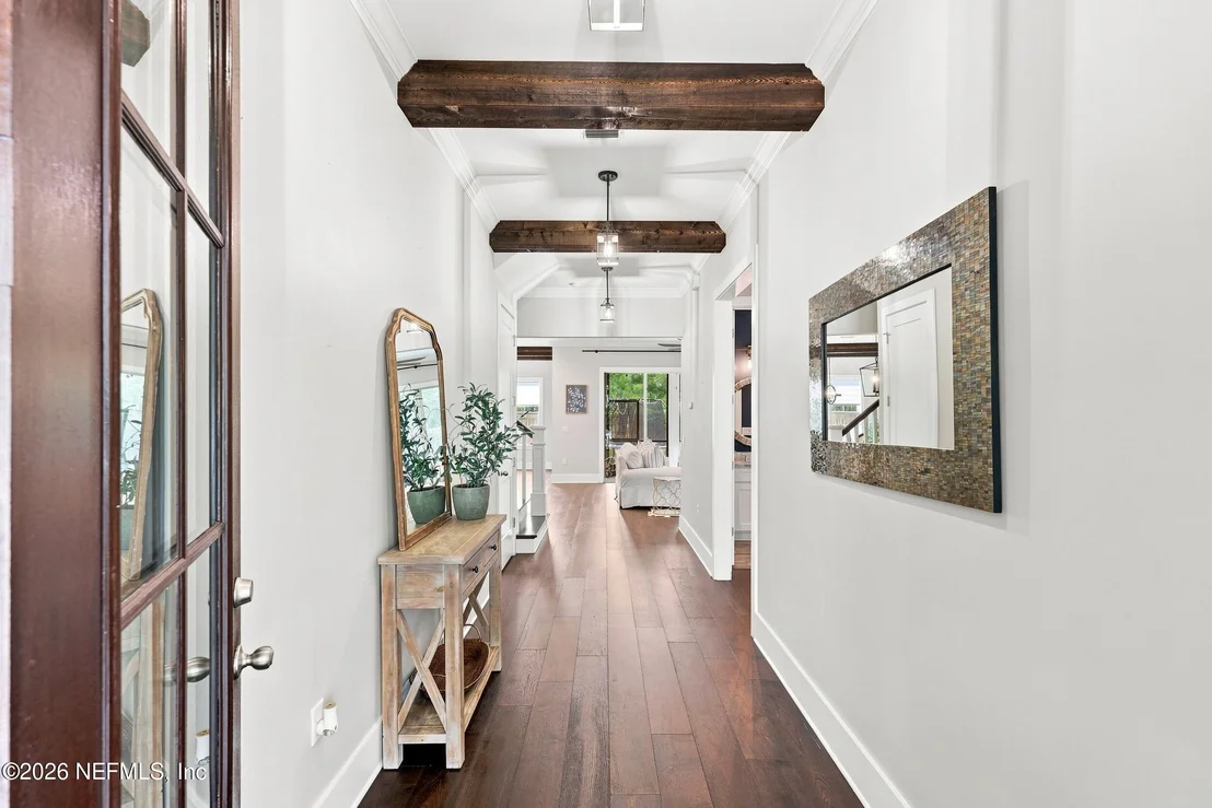 Photo of 760 PARADISE Lane
