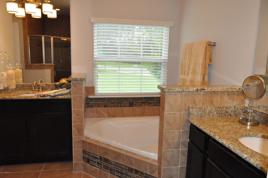 Photo of 1015 BENT CREEK Drive