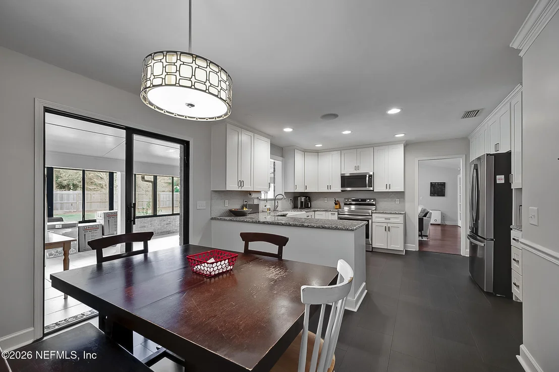 Photo of 9662 TRENDLE Lane